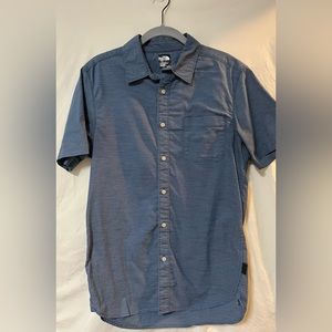 North Face men’s shirt